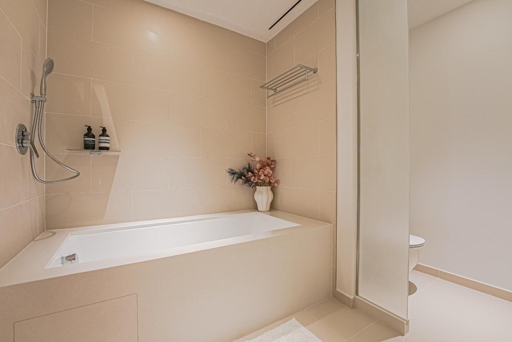 Modern 2Br High Floor Haven In Vida Dubai Marina Apartment Екстериор снимка