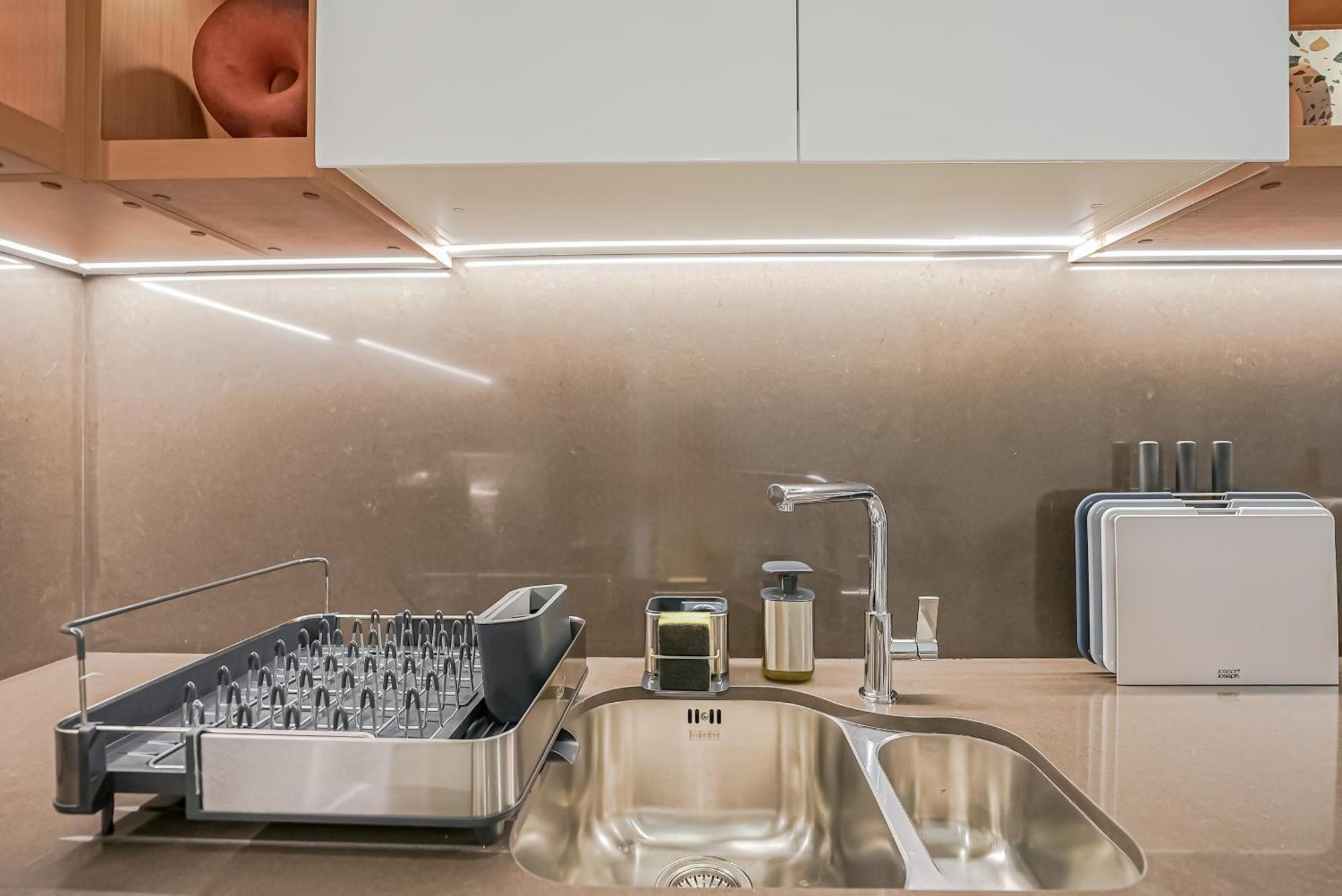 Modern 2Br High Floor Haven In Vida Dubai Marina Apartment Екстериор снимка